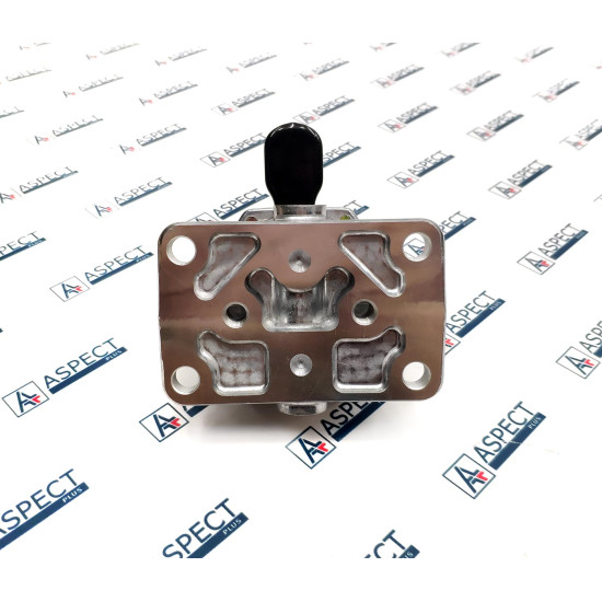 Charge pump Komatsu 6251-71-8210 AFM