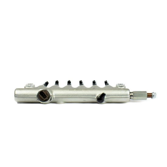 Fuel rail assembly Isuzu 8981529502 Genuine