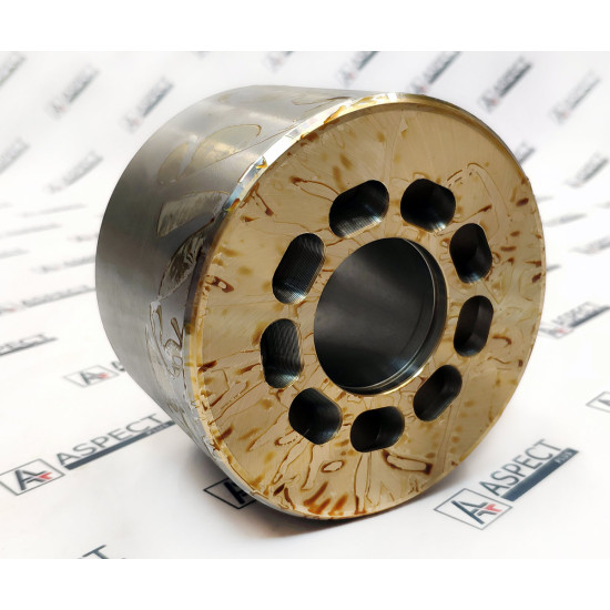 Cylinder block and Valve plate Right Komatsu 708-25-00400 HANDOK
