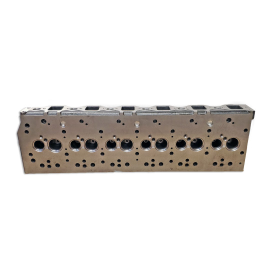Cylinder Head Isuzu 1111108423 AFM