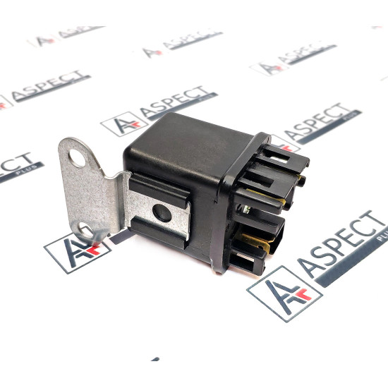 Glow Plug Relay Isuzu 8942580140 Genuine