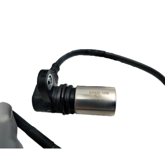 Crankshaft position sensor Isuzu 8973061131 Genuine