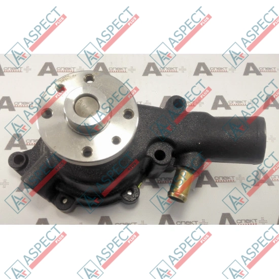 Помпа водяная Isuzu (8943768431) 4BD1, 4BG1, 4BC2 Hitachi, JCB AFM