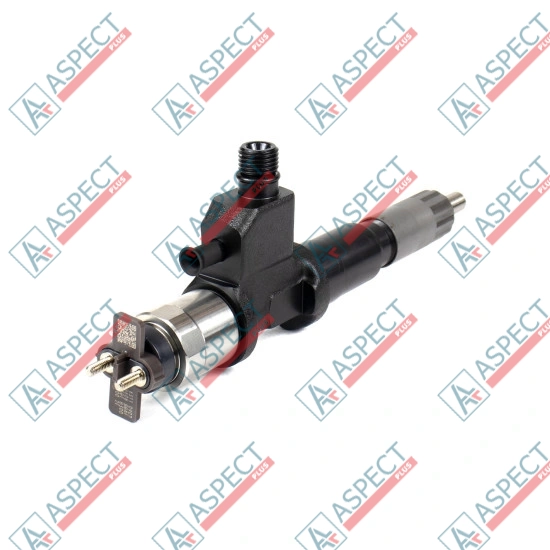 Fuel Injector Isuzu (1153004364) CXZ, CYH, GIGA, Giga Hitachi Genuine
