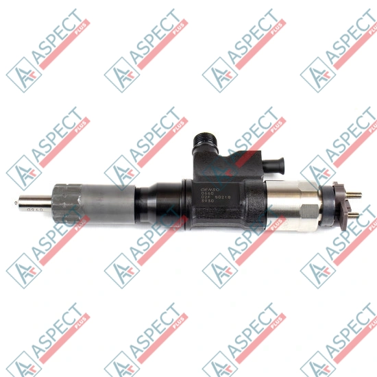 Fuel Injector Isuzu (8982843930) 700P, ELF, NPR75, NQR71 JCB, Hitachi Genuine