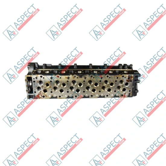 Головка блока цилиндров ГБЦ Isuzu (8982438160) 6HK1 Hitachi, JCB Оригинал