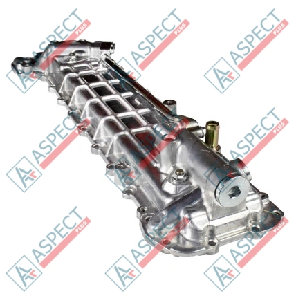 Couvercle du refroidisseur d`huile Isuzu (1132010663) 6HK1 Hitachi, JCB AFM