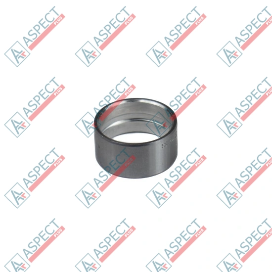 Bushing idle Gear Isuzu (8976067700) 4HK1 Hitachi, JCB Genuine