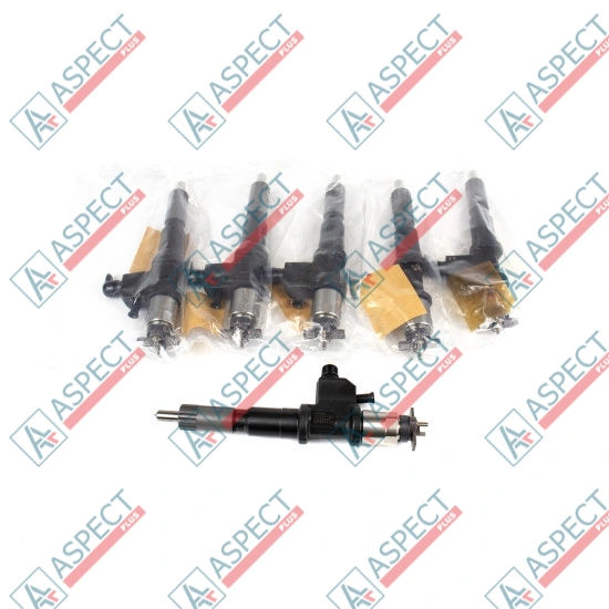 Fuel Injector Isuzu (8976034158) CXZ, CYH, GIGA, Giga Hitachi Genuine