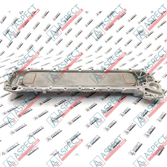 Маслоохладитель Isuzu (1132010664) 6HK1 Hitachi, JCB Оригинал