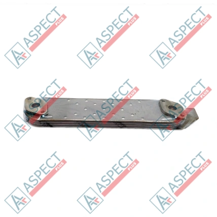 Noyau du refroidisseur d`huile Isuzu (8970320250) 4BG1 Hitachi, JCB AFM