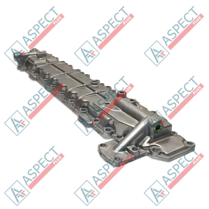 Couvercle du refroidisseur d`huile Isuzu (1112810281) 6BG1 Hitachi, JCB AFM