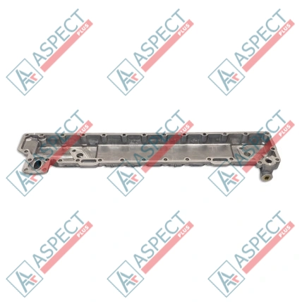 Couvercle du refroidisseur d`huile Isuzu (1112810281) 6BG1 Hitachi, JCB AFM