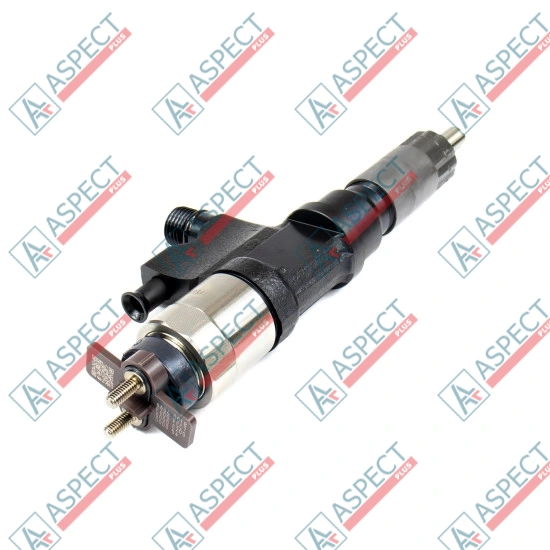 Fuel Injector Isuzu (8981518563) NQR, NPR, FVR, FTR JCB, Hitachi Genuine
