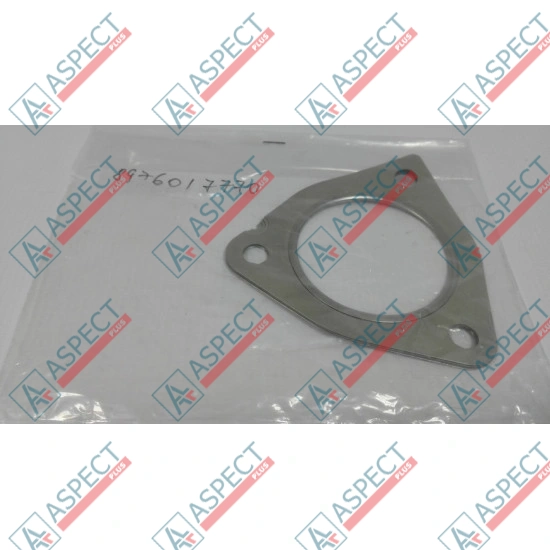 Прокладка впускного коллектора Isuzu (8976017770) 6HK1 Hitachi, JCB Оригинал
