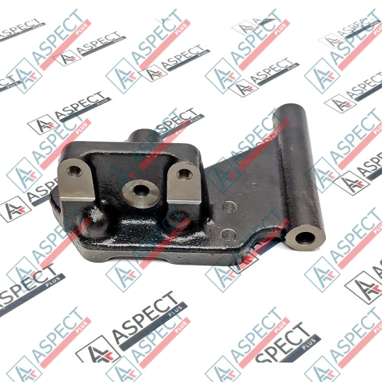 Крепление Isuzu (8973628212) 4HK1, 6HK1 Hitachi, JCB Оригинал